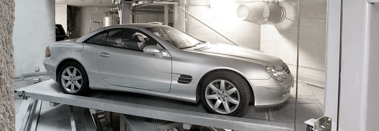 mastervario-r3l Mercedes in der Übergabekabine MasterVario R3L