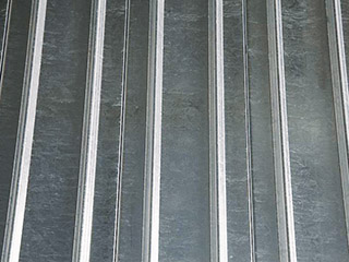 Detailansicht des Plattformbelags EasyWalk
