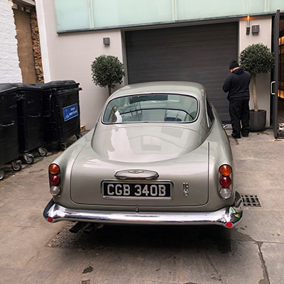 Aston Martin Rückansicht